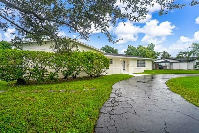 Property Photo:  10111 SW 139th St  FL 33176 