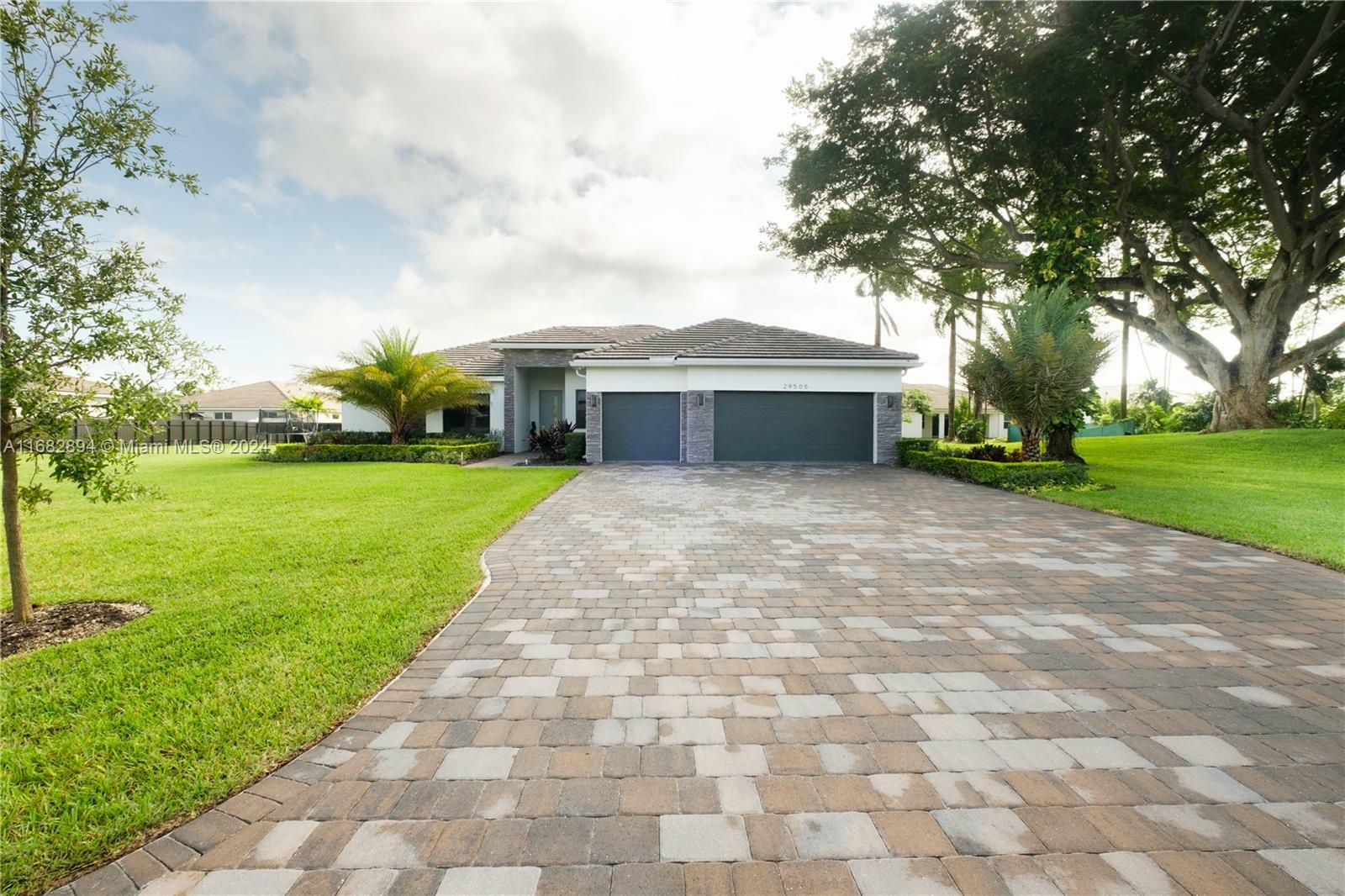 Property Photo:  29505 SW 178th Ct  FL 33030 