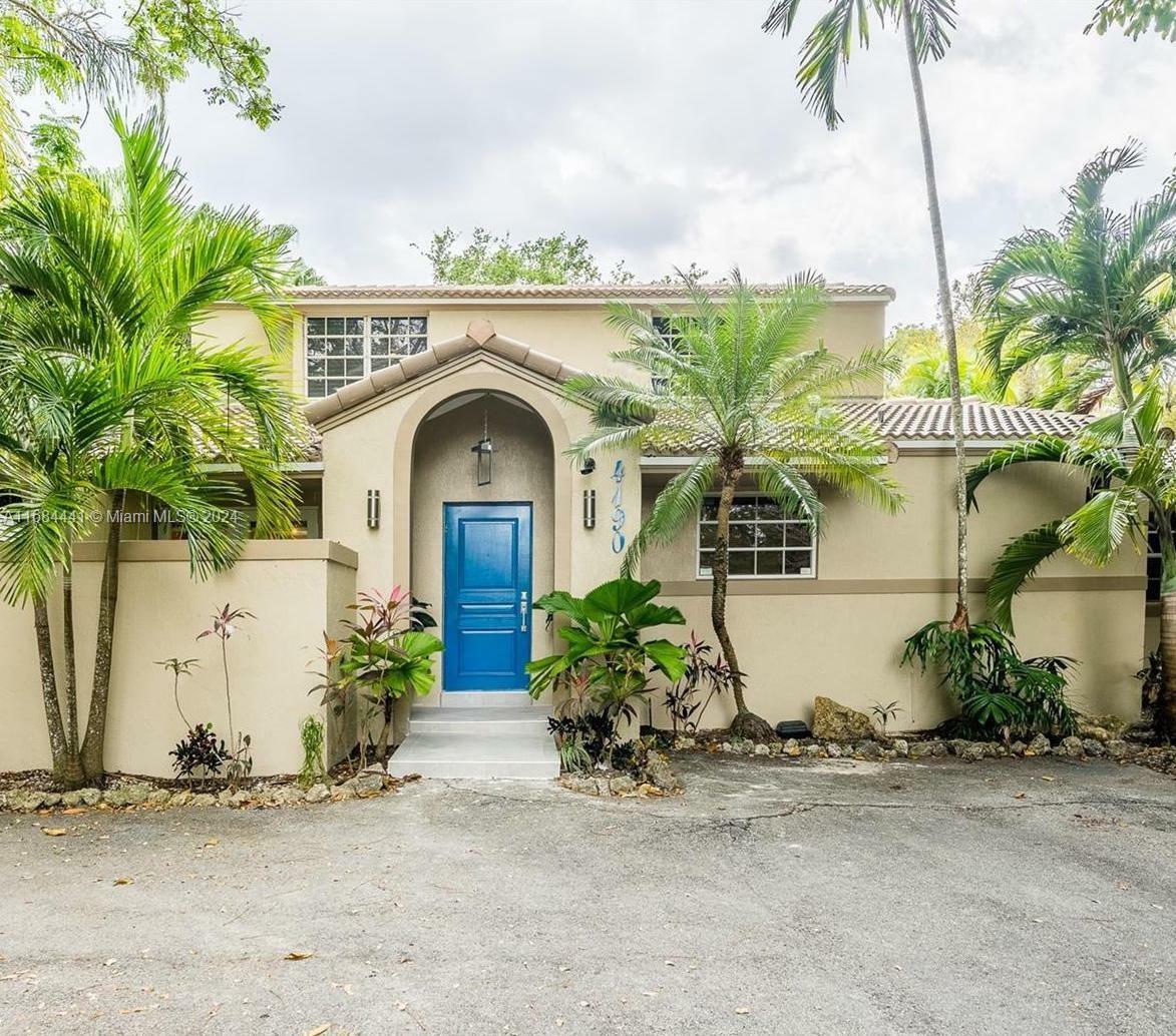 Property Photo:  4190 Ventura Ave  FL 33133 