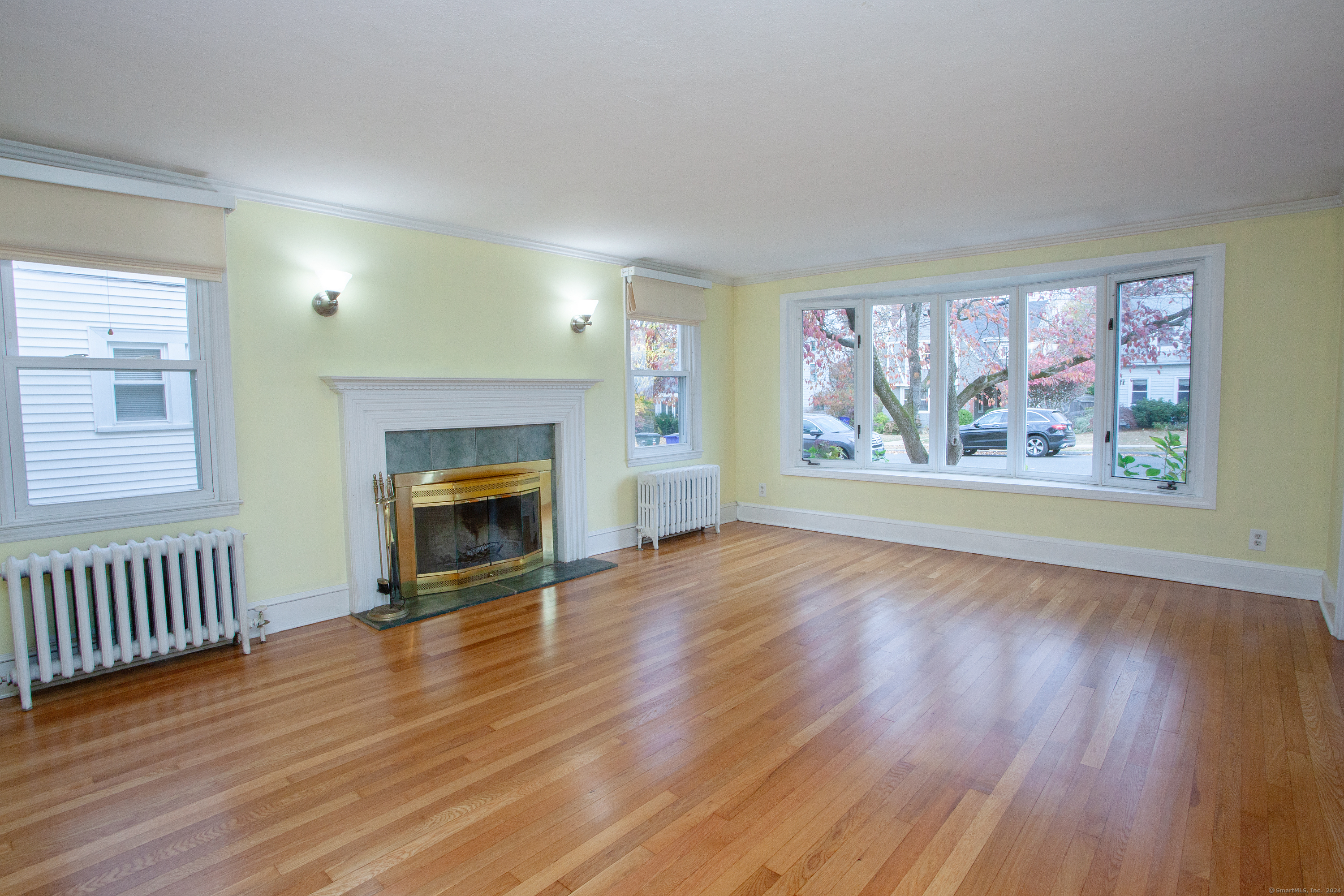 Property Photo:  11 High Street  CT 06119 