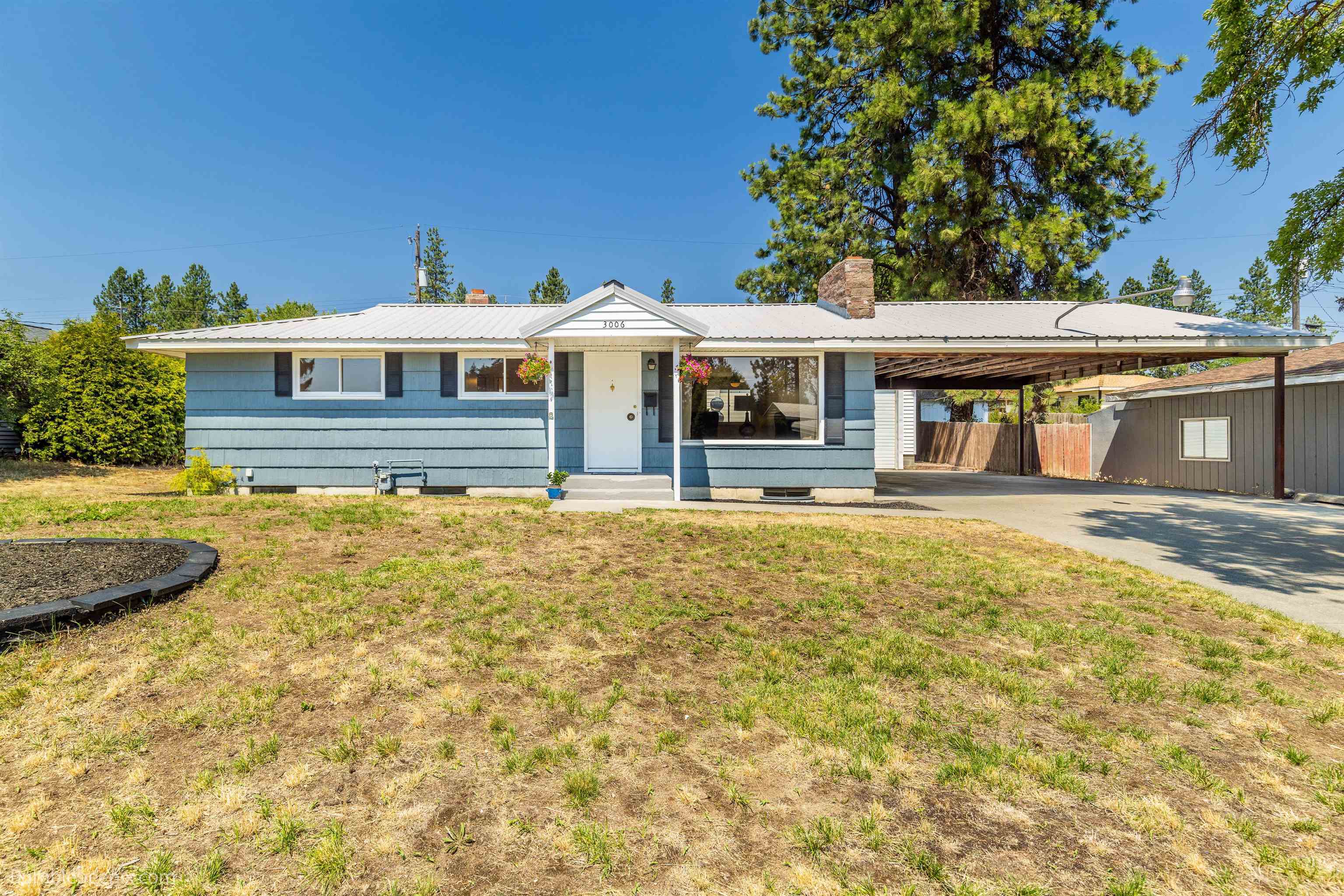 Property Photo:  3006 W Decatur Ave  WA 99205 