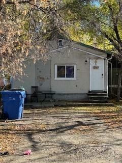 Property Photo:  922 Retallack Street  SK S4T 2H1 