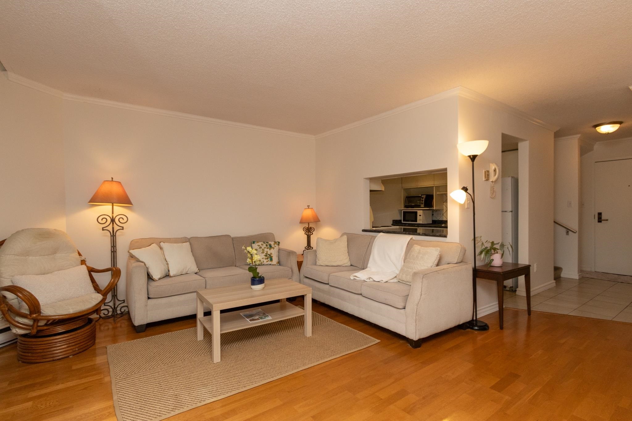 Property Photo:  4323 Gallant Avenue 314  BC V7G 2C1 