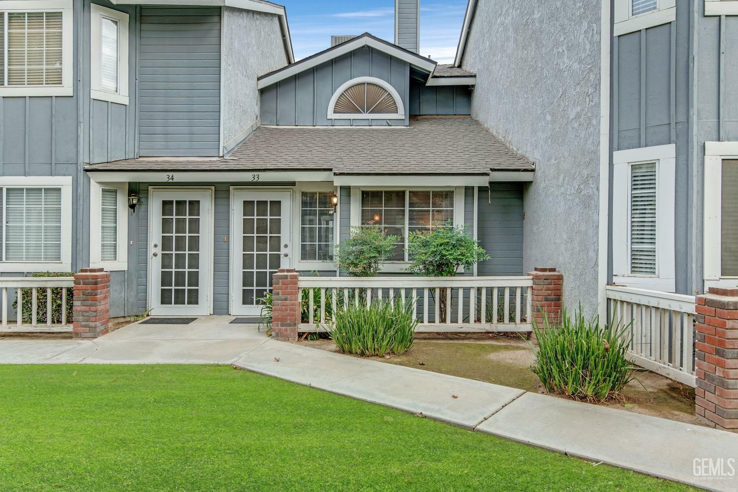 Property Photo:  2600 Brookside Drive 33  CA 93311 