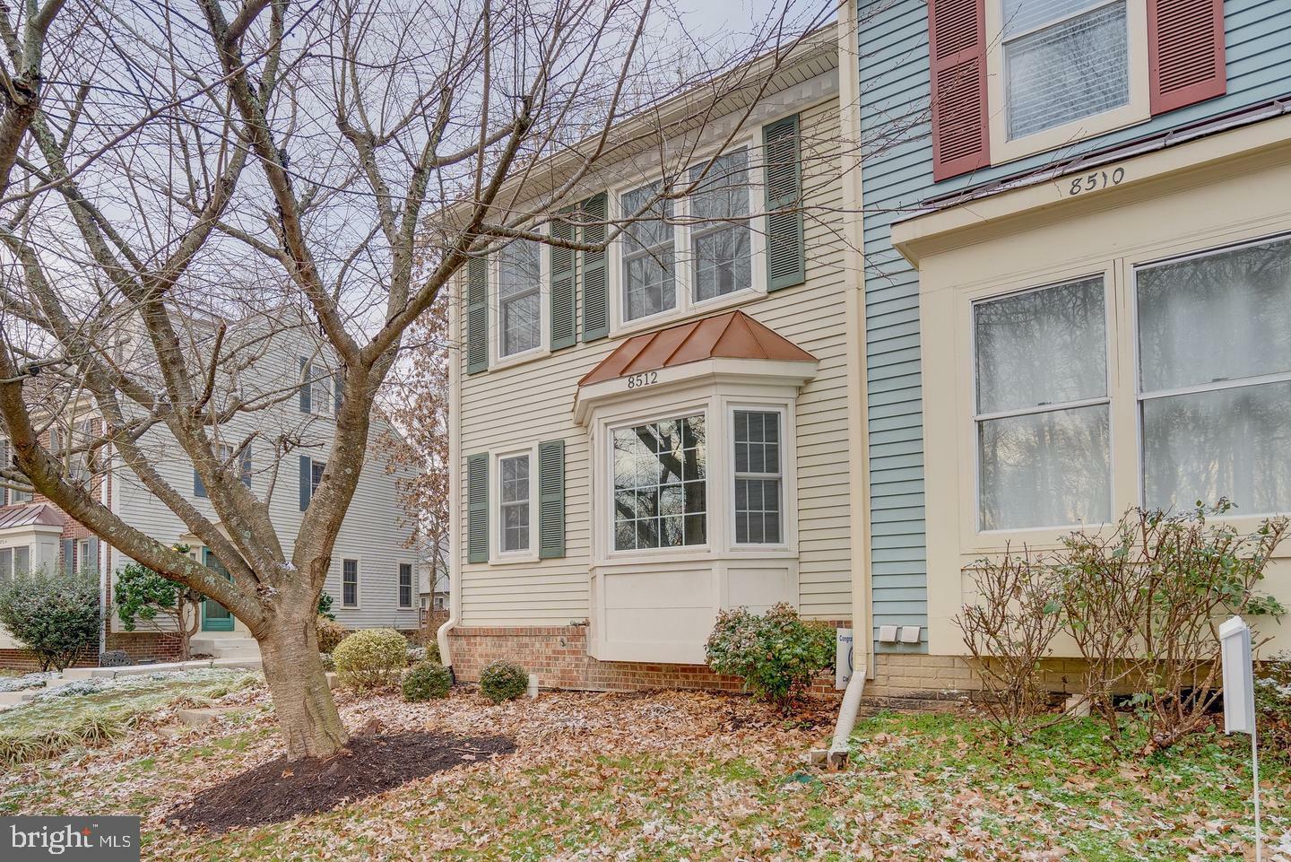 Property Photo: 8512 Laurel Oak Drive VA 22153