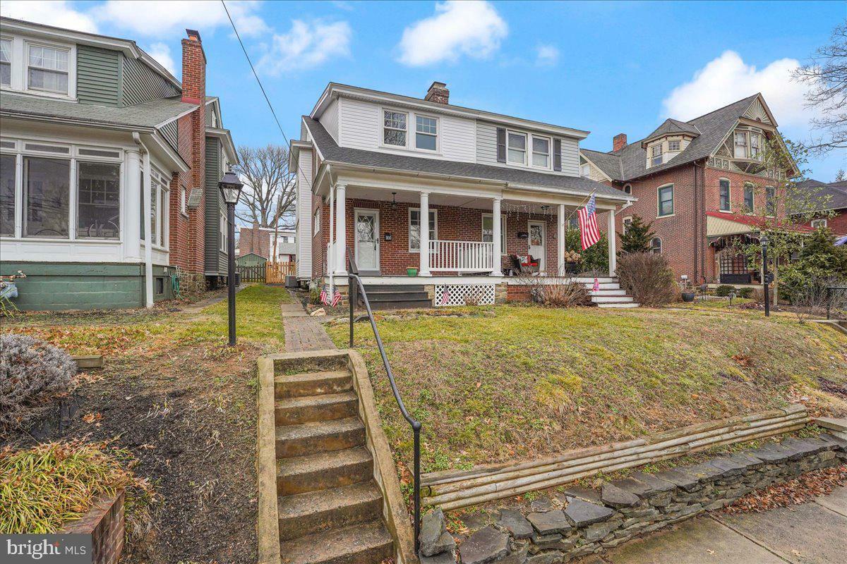 Property Photo:  105 E 6th Street  PA 19063 