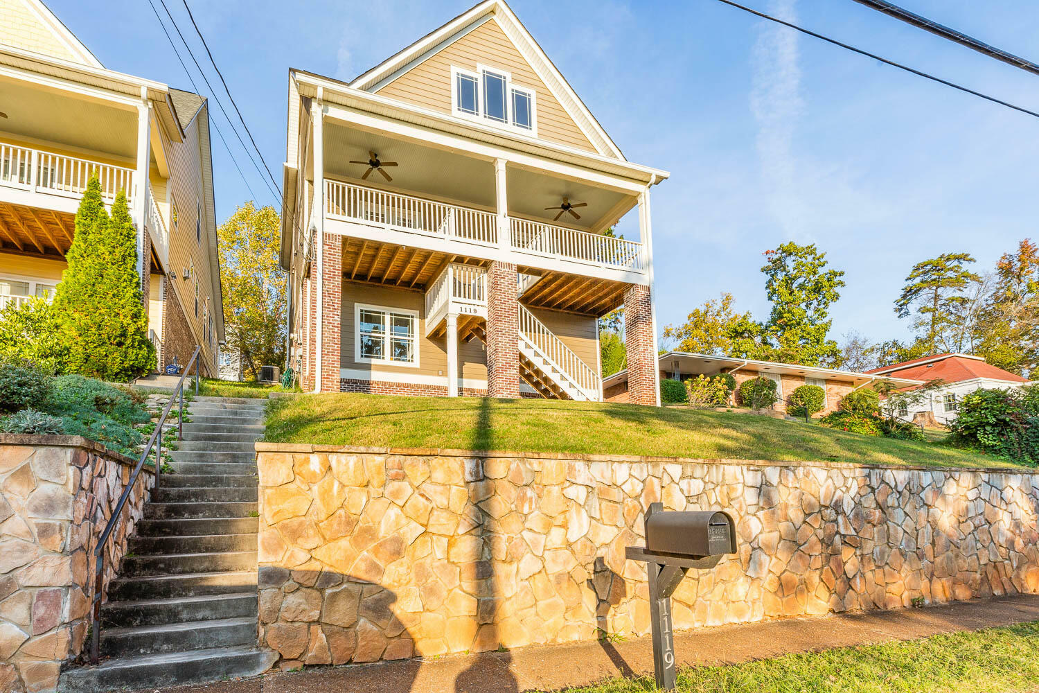 Property Photo:  1119 W Mississippi Avenue  TN 37405 