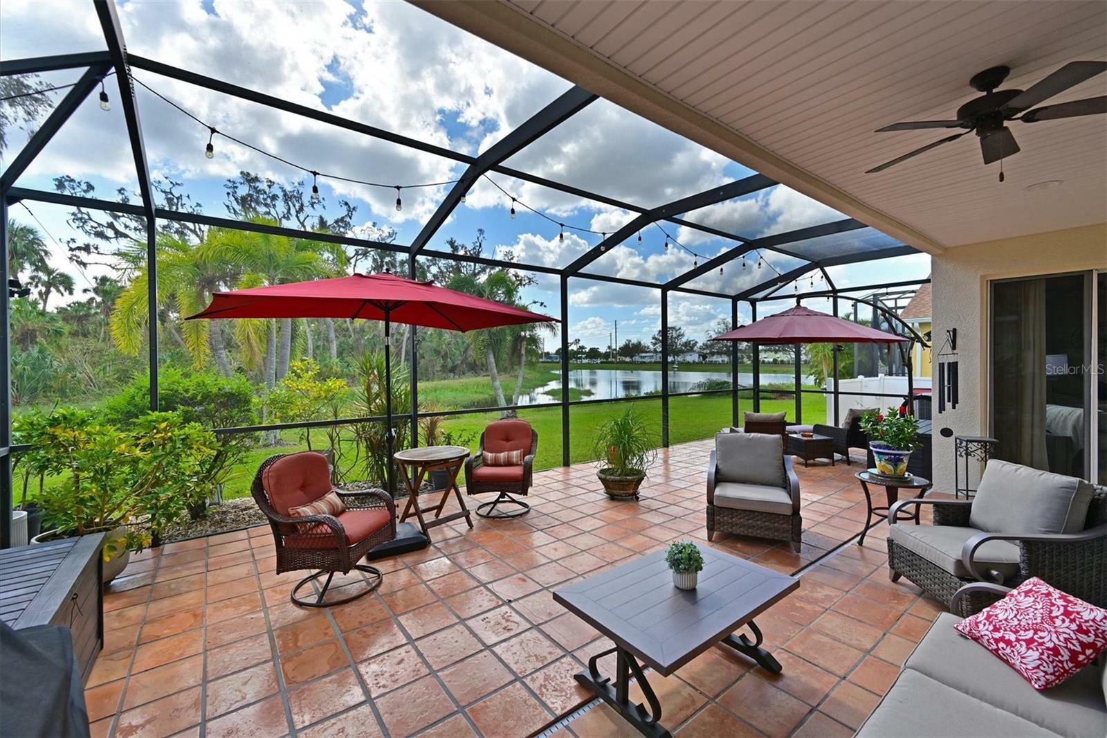 Property Photo:  4389 85th Avenue Circle E  FL 34219 