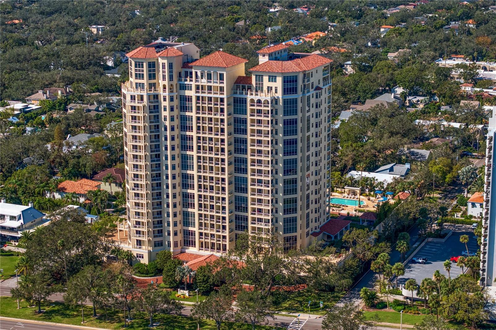 Property Photo:  4201 Bayshore Boulevard 2101  FL 33611 