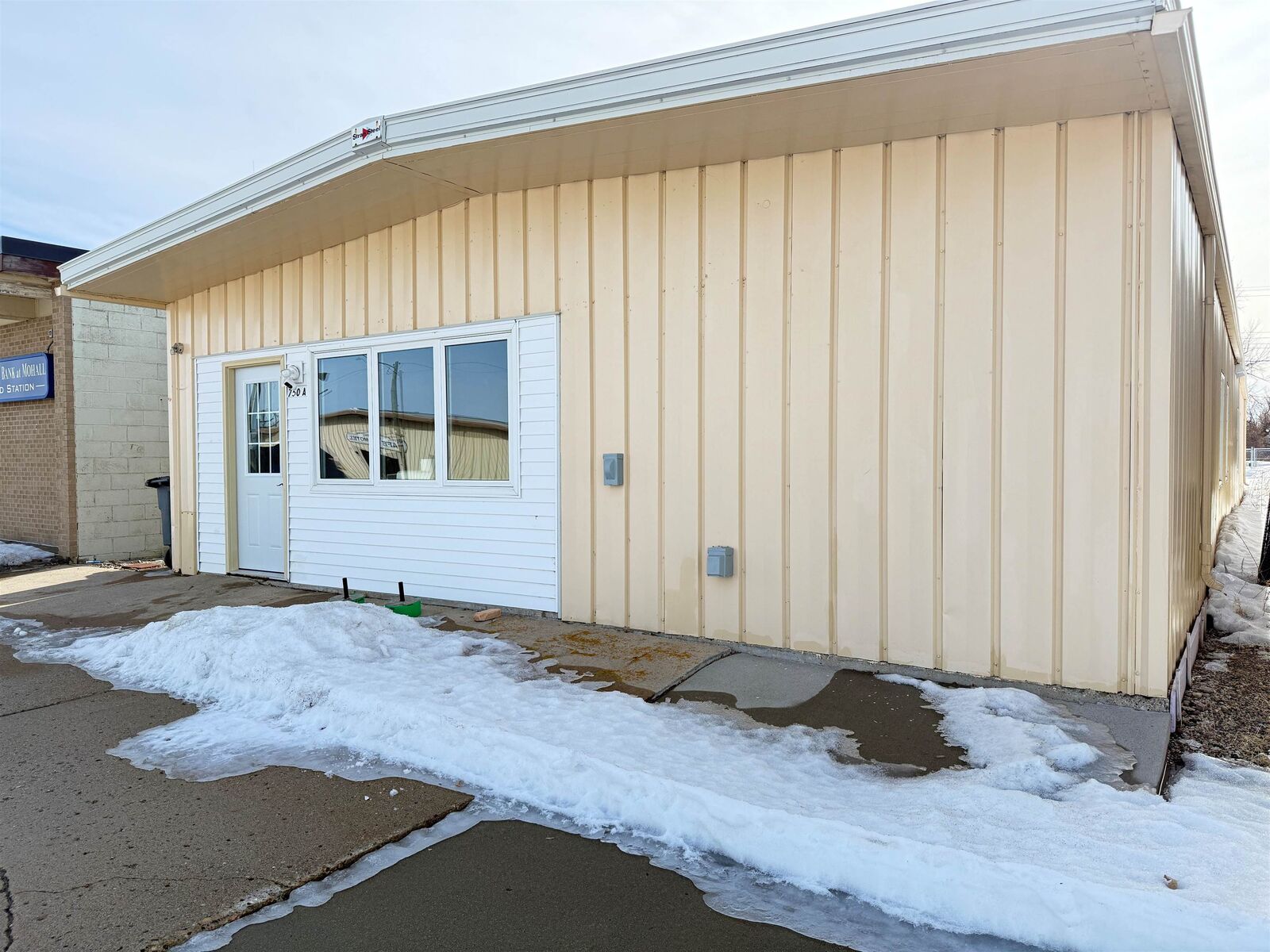 Property Photo: 750 Main St ND 58750