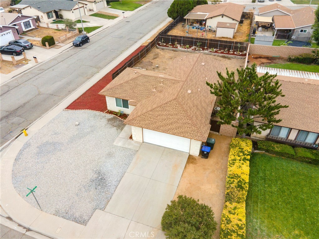 Property Photo:  1565 Ranch Road  CA 92407 