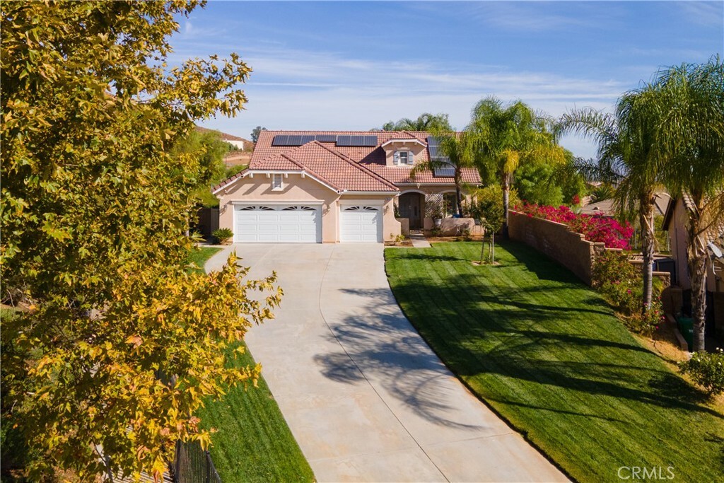 Property Photo:  29048 Golden Pebble Court  CA 92584 