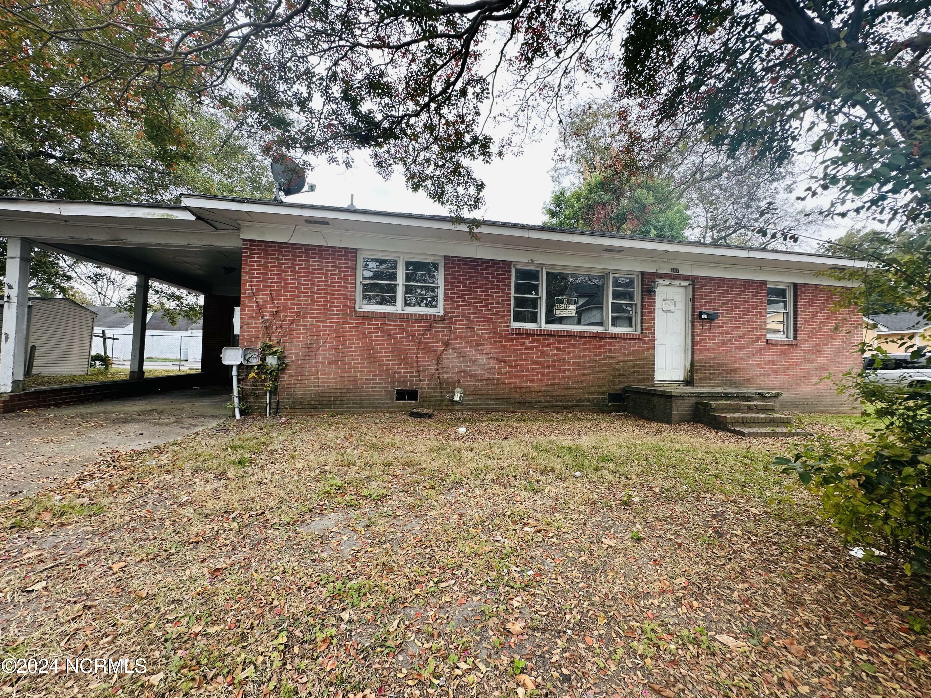 Property Photo:  107 Speed Street  NC 27909 