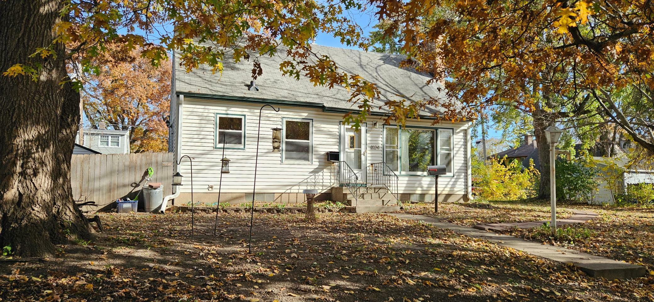 Property Photo:  1024 Kilburn Street  MN 55103 