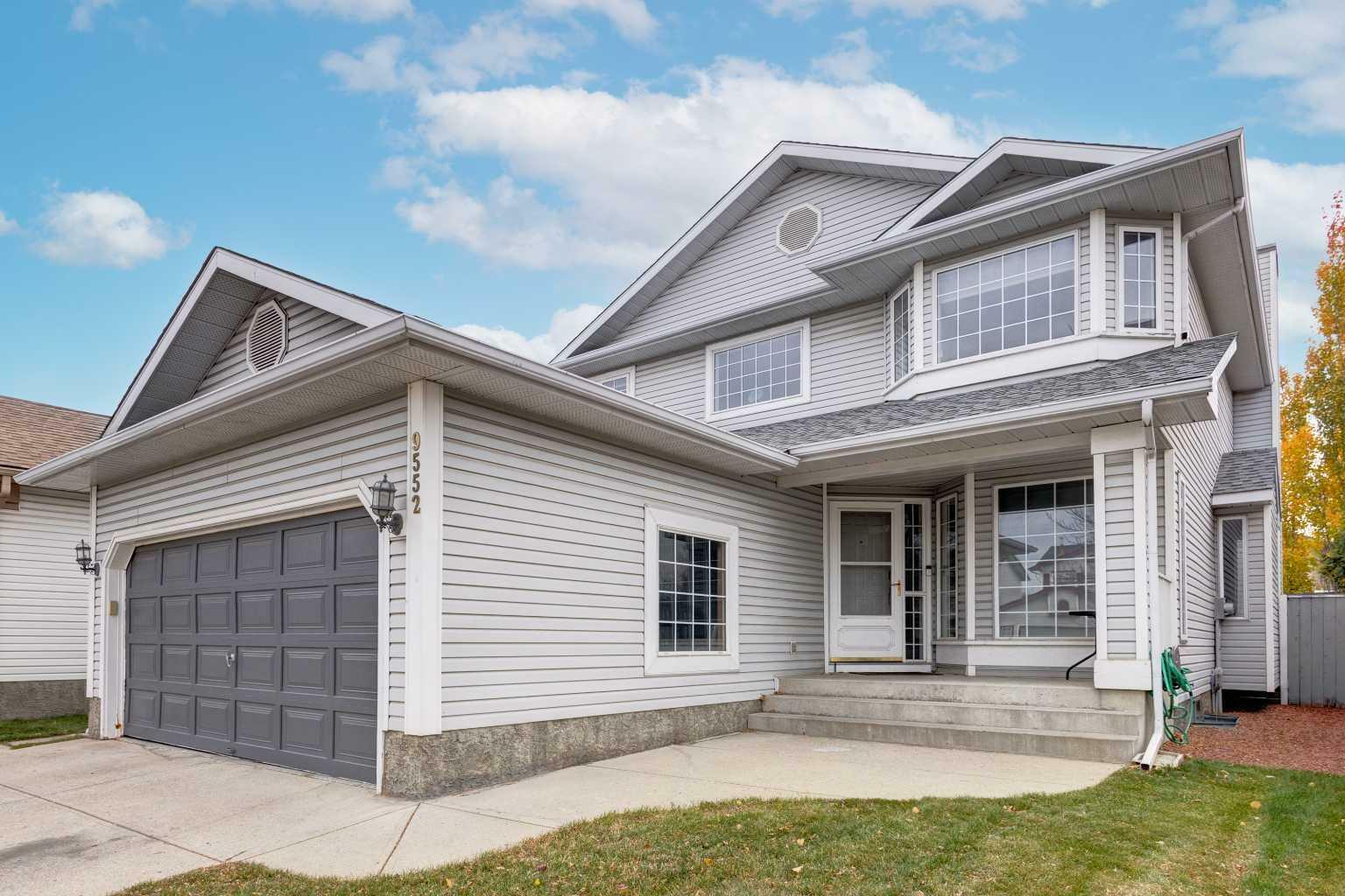 Property Photo: 9552 21 Street SE AB T2C 4J4