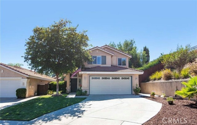 Property Photo:  43505 Corte Ayala  CA 92592 