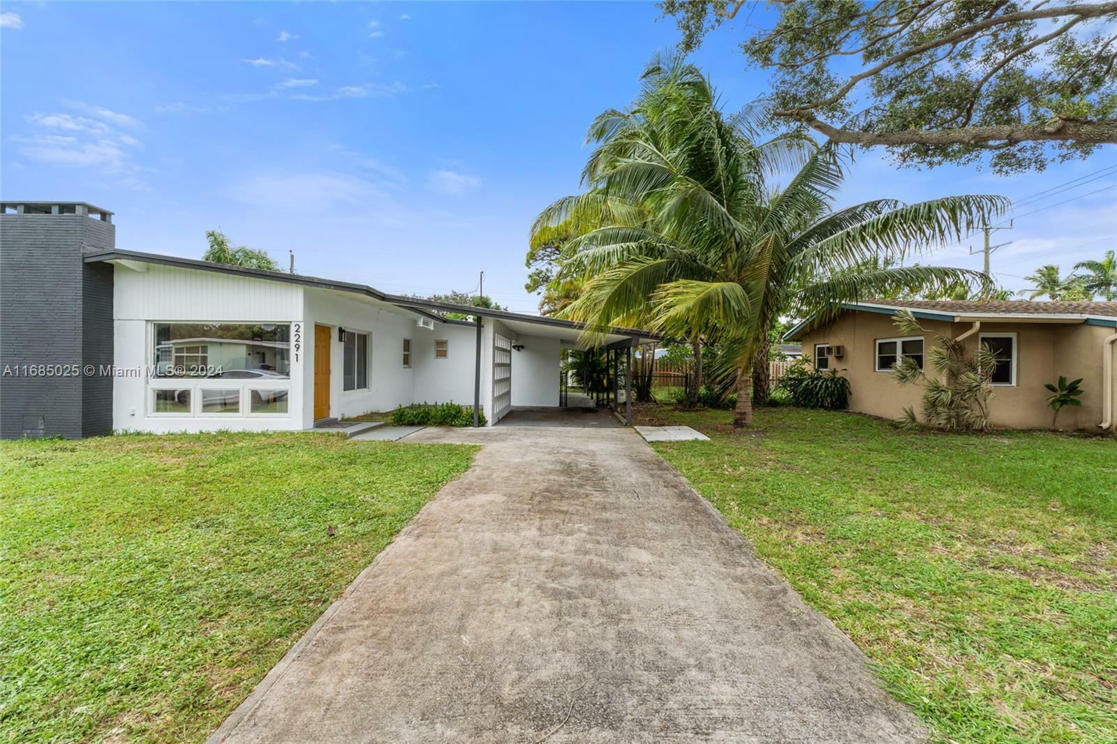 Property Photo:  2291 SW 34th Ter  FL 33312 