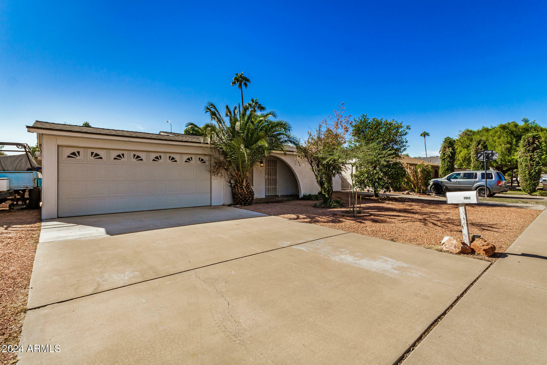 Property Photo:  1941 E Pegasus Drive  AZ 85283 