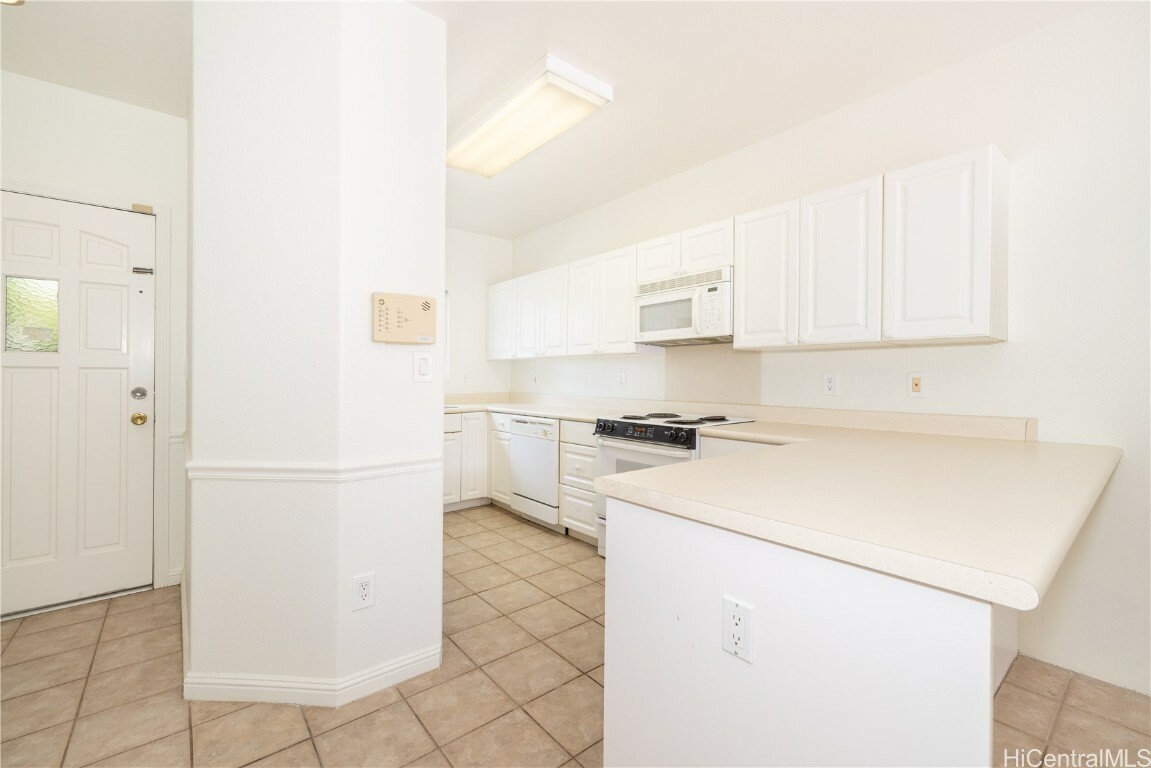 Property Photo:  91-1051 Keoneula Boulevard E2  HI 96706 