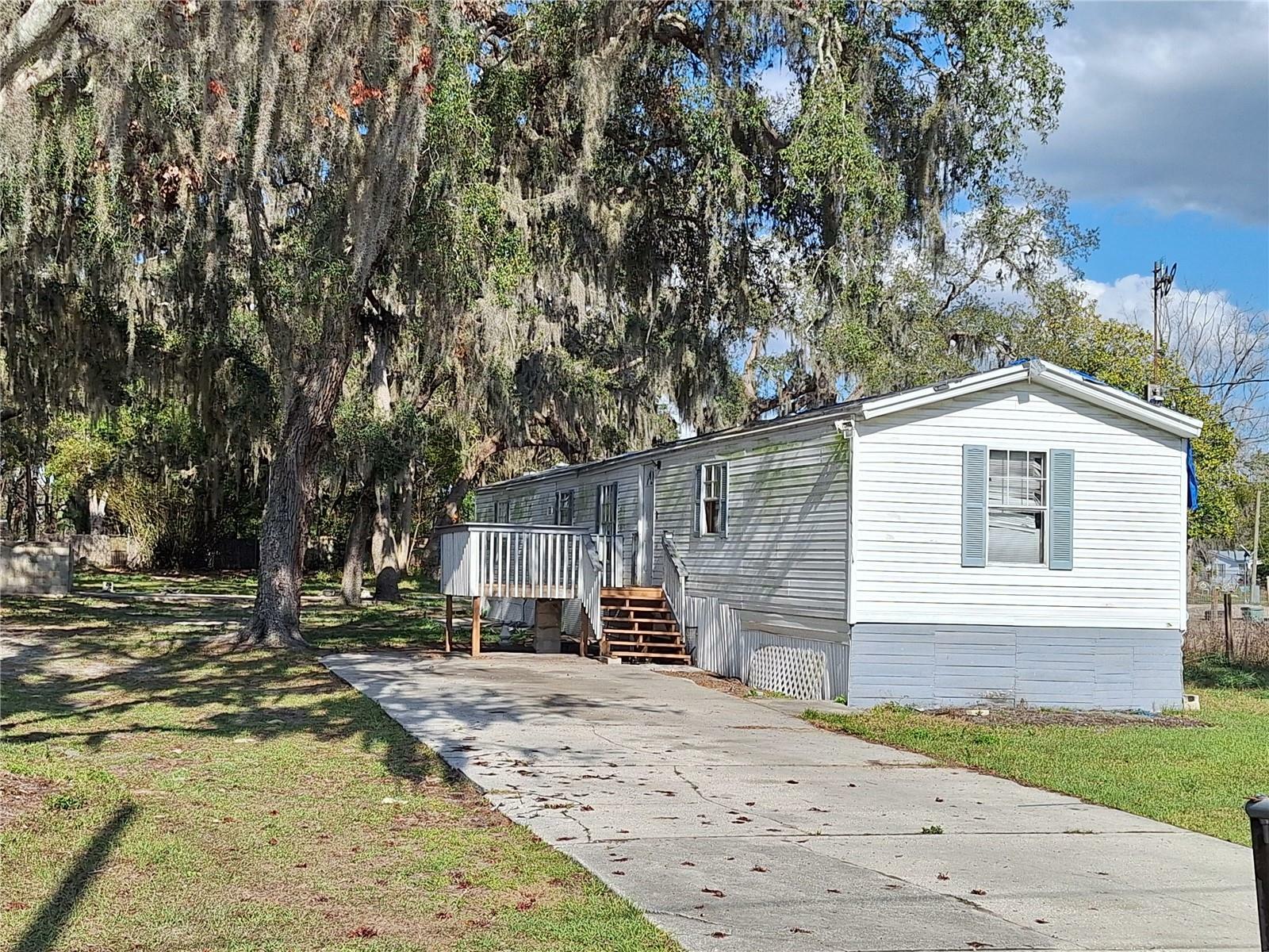 Property Photo: 10339 Kim Lane FL 34669
