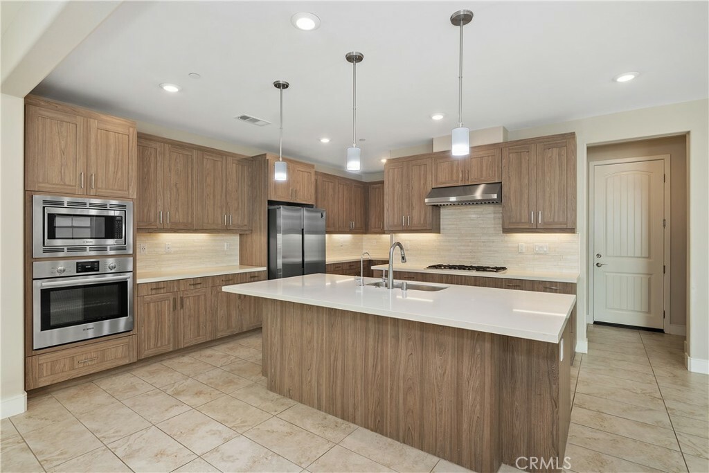 Property Photo:  6795 Solterra Vista Pkwy  CA 92130 