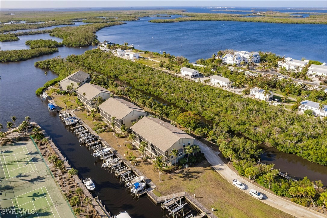 Property Photo:  16650 Bocilla Island Club Drive 51  FL 33922 