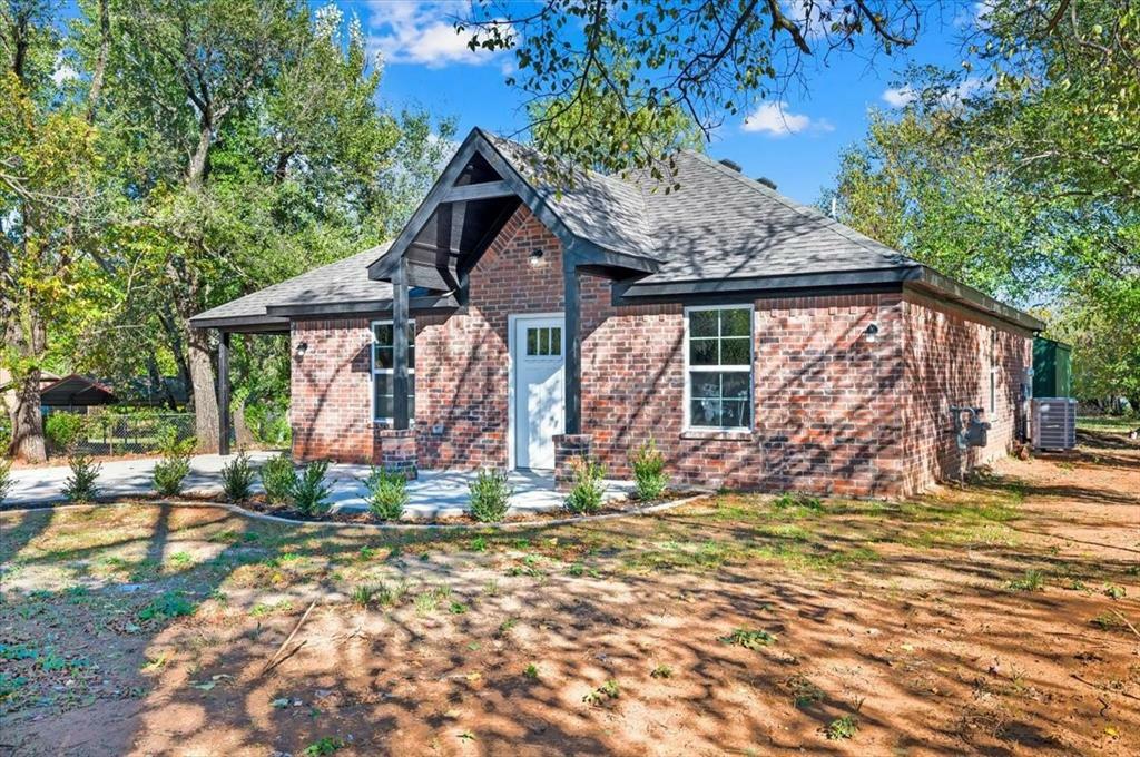 Property Photo: 1200 N Lloyd Drive OK 73130