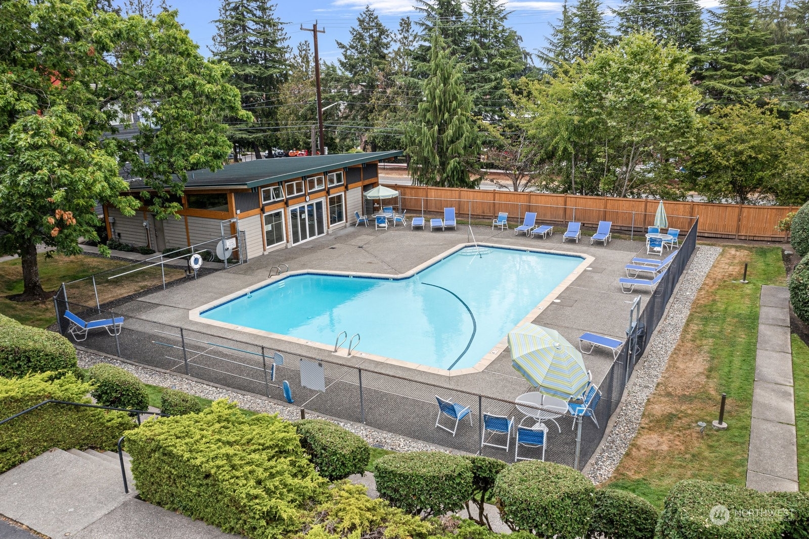 Property Photo: 5818 NE 70th Street A201 WA 98115