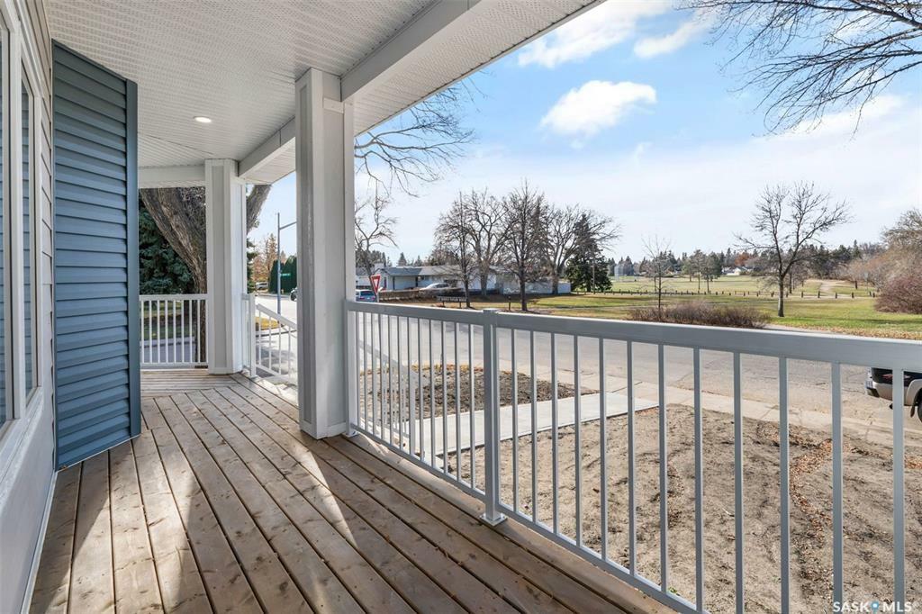 Property Photo:  2511 Woodward Avenue  SK S7J 2E4 