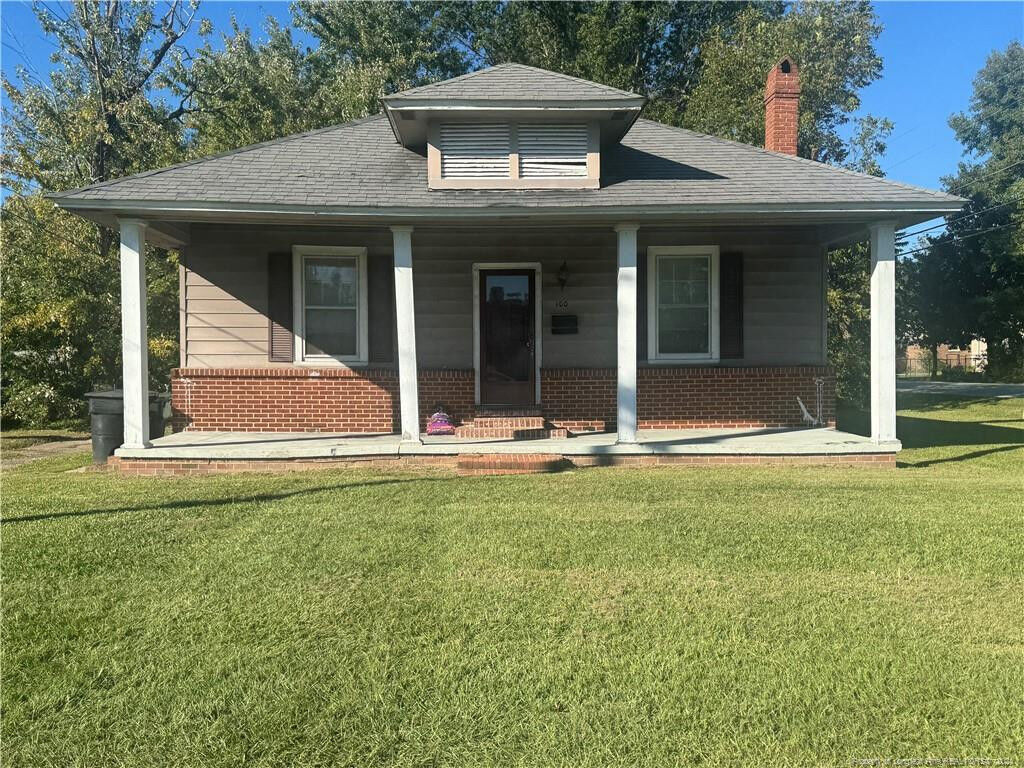 Property Photo: 100 W C Street NC 28339