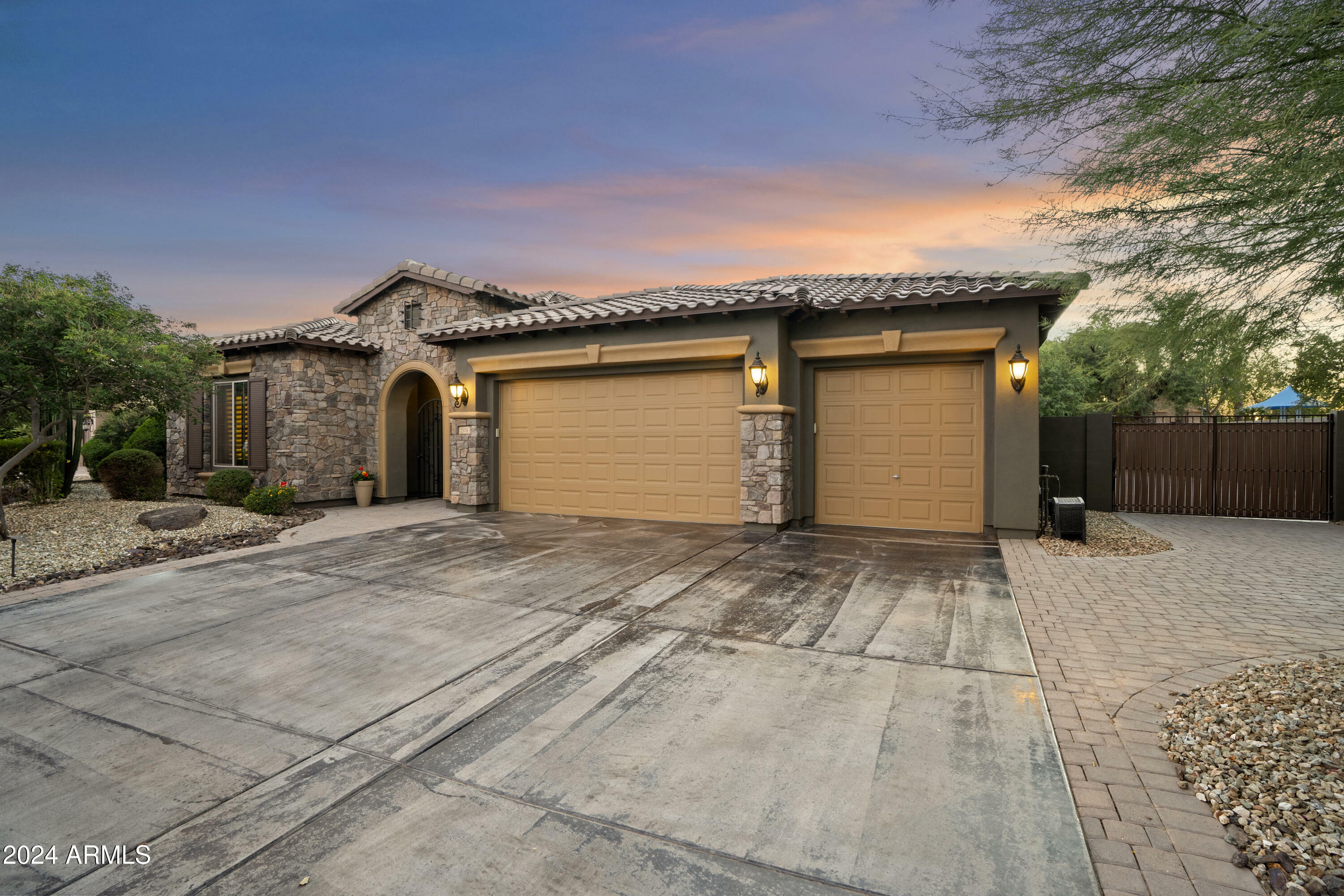 Property Photo:  2378 N 158th Drive  AZ 85395 