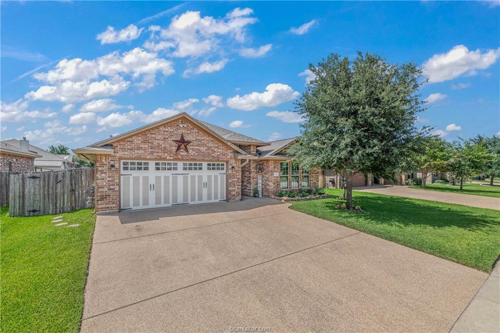 Property Photo:  911 Dove Run Trail  TX 77845 