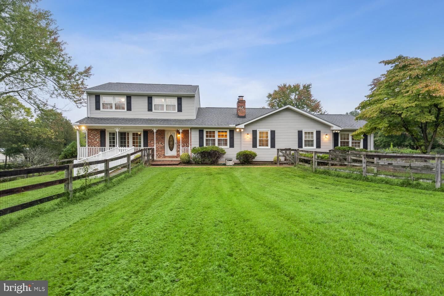 Property Photo: 7445 Kennedy Road VA 20181