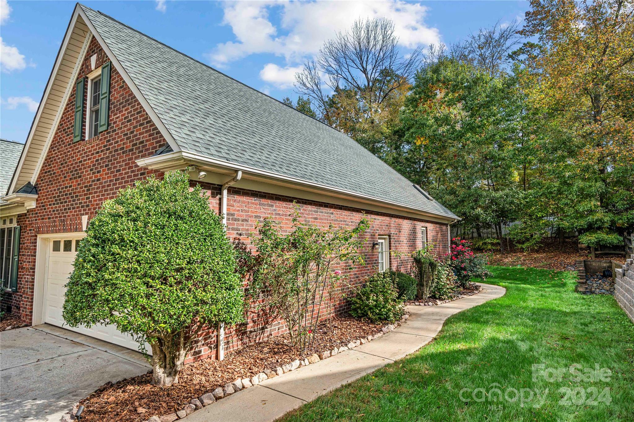 Property Photo:  5385 Apple Glen Drive  NC 28075 