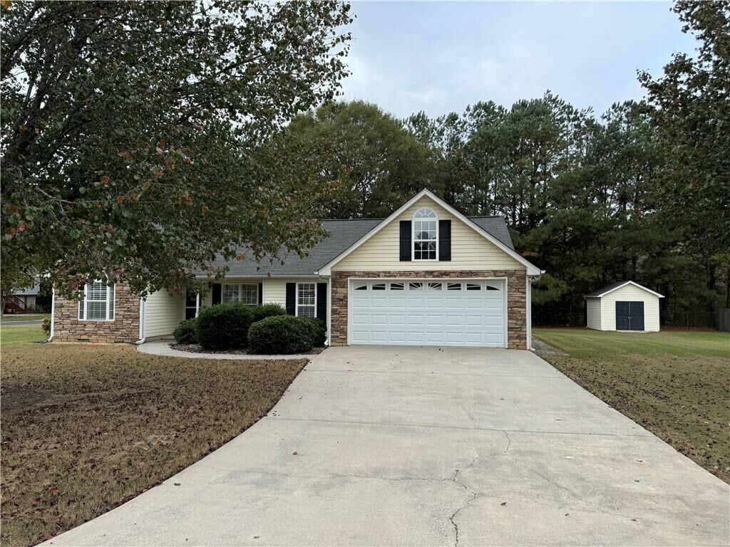 Property Photo:  11 Marthas Place NW  GA 30121 