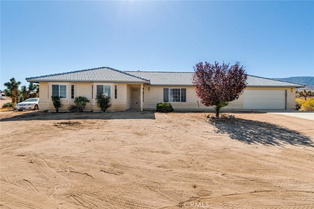 Property Photo:  1011 Mono Road  CA 92372 