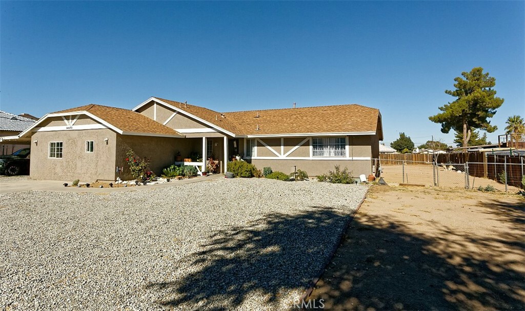 Property Photo:  14670 Mojave Street  CA 92345 