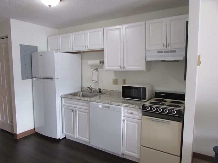 Property Photo:  24 Park St 4C  MA 02703 