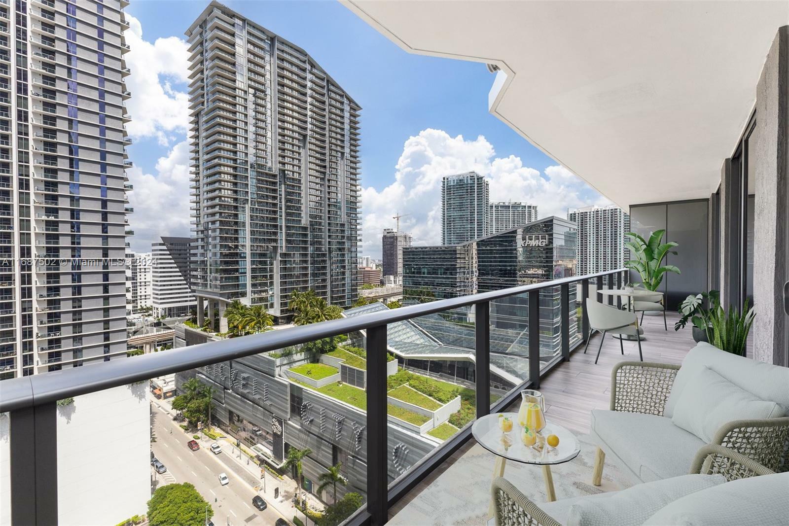 Property Photo:  801 S Miami Ave 1810  FL 33130 