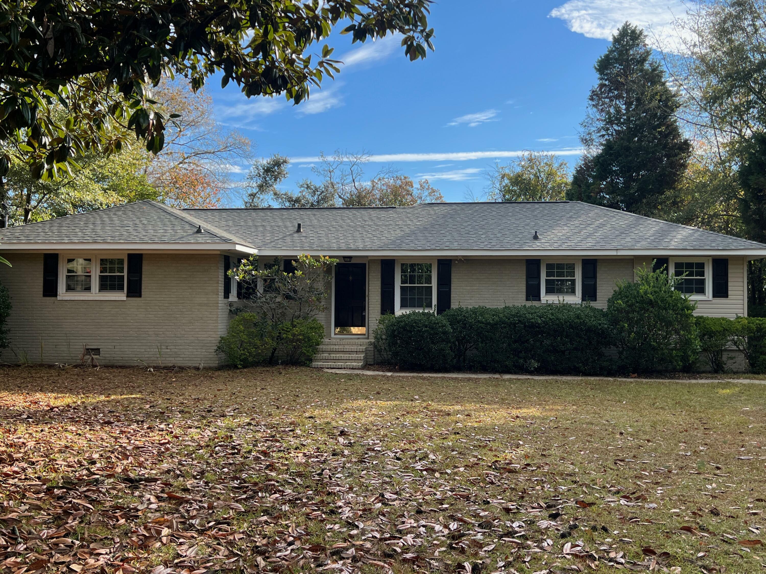 Property Photo:  462 Gilbert Street SE  SC 29801 