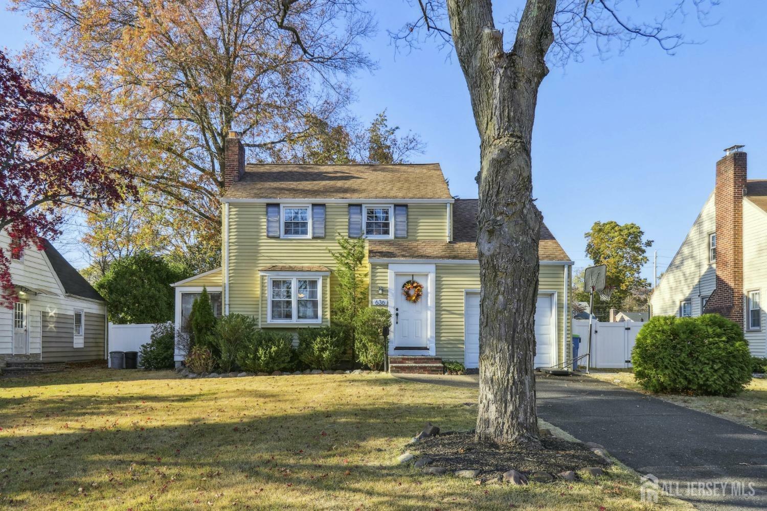 Property Photo:  636 Ayres Avenue  NJ 07063 