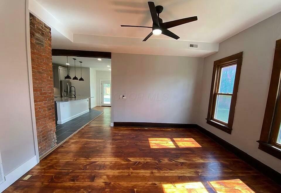 Property Photo:  35 E Arcadia Avenue  OH 43202 