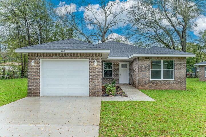 615 E Chestnut Avenue  Crestview FL 32539 photo