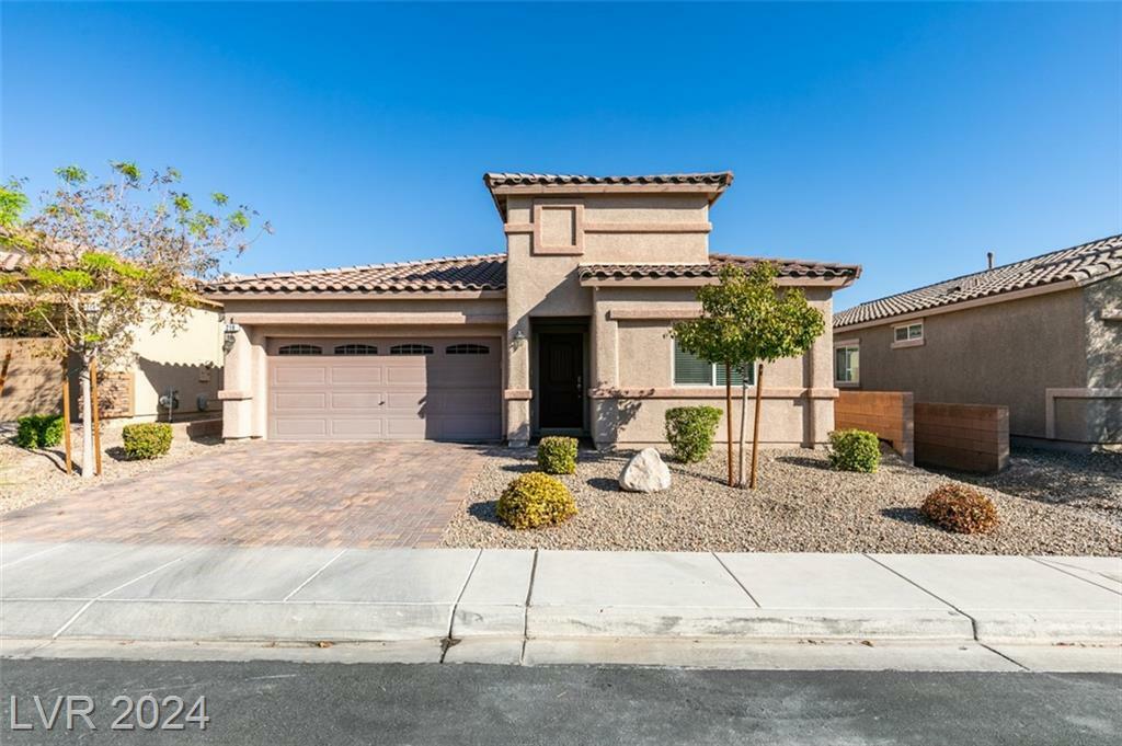 Property Photo:  218 Ruby Slippers Avenue  NV 89183 