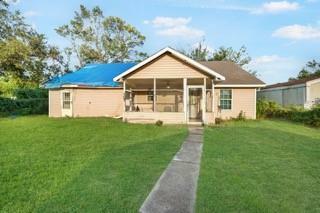 Property Photo:  711 Coolidge Street  TX 77530 