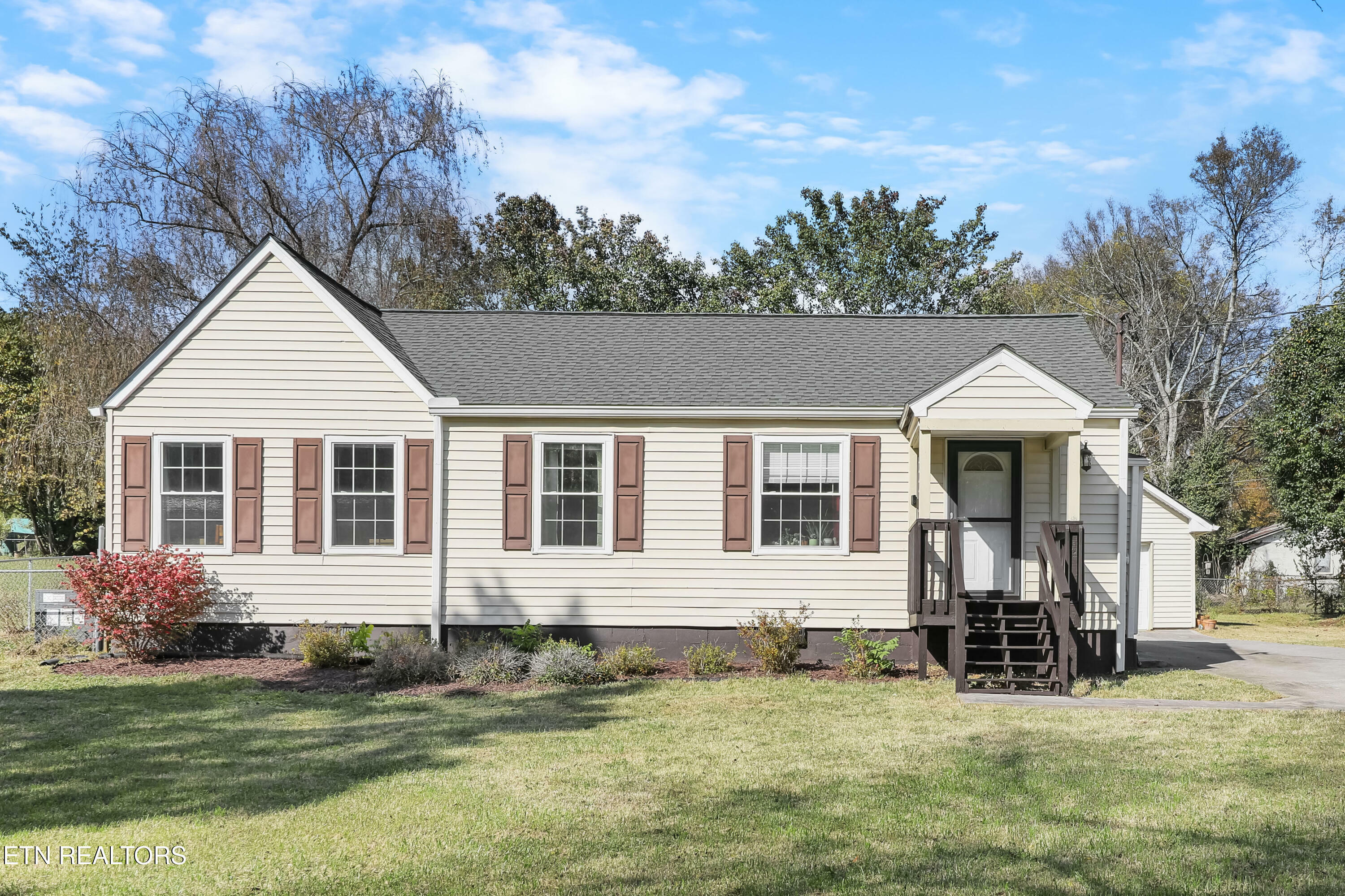 Property Photo:  1341 Lee Lane  TN 37920 