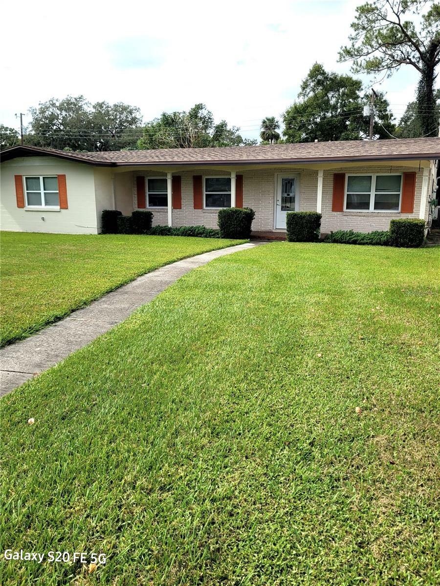 Property Photo:  2008 Lily Court  FL 32771 