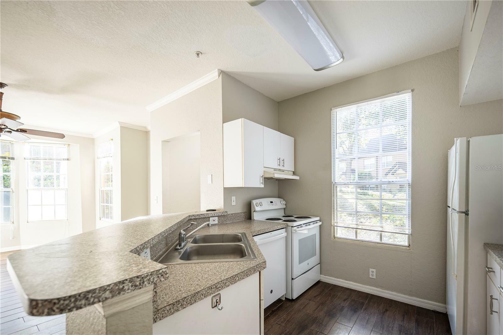 Property Photo:  6308 Raleigh Street 302  FL 32835 