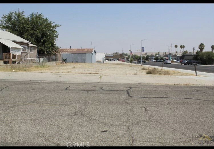 Property Photo:  301 6th Street  CA 93268 