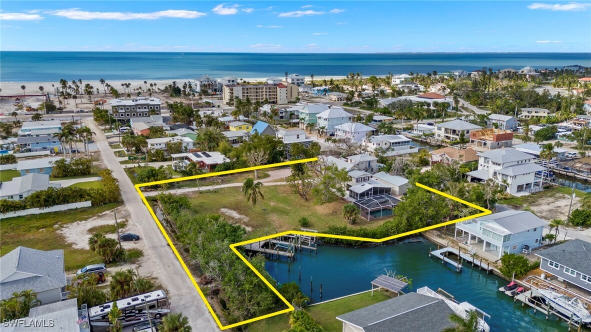 Property Photo:  175 Bahia Viaduct  FL 33931 